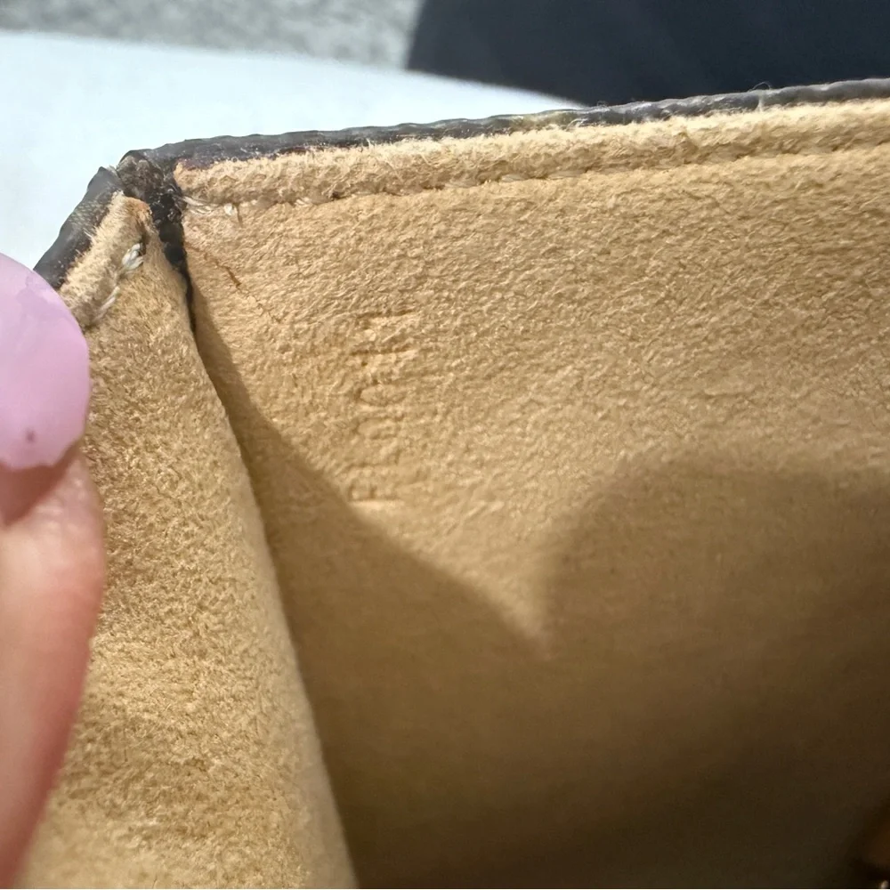 💯% Authentic Louis Vuitton Twin Pochette GM - Picture 3 of 15